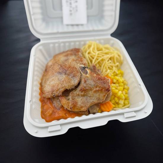 16. Pan Fried Pork Chop (Rice / Spaghetti) / 香煎豬扒飯或意粉